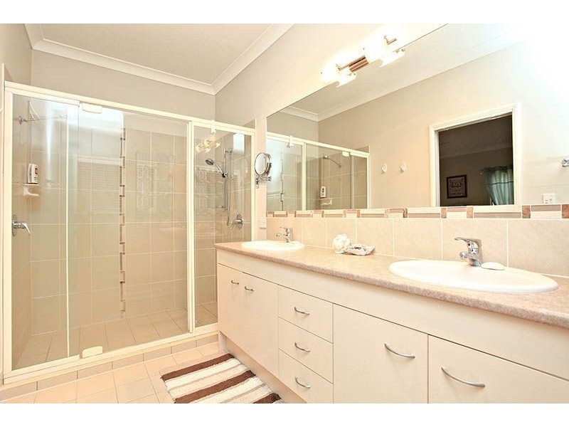 94 Sanctuary Drive, Forest Lake QLD 4078