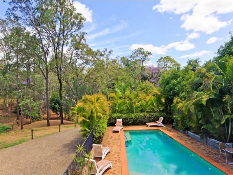 31 Woodlands Avenue, Camira QLD 4300