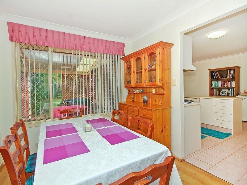 8 Tasman Place, Forest Lake QLD 4078