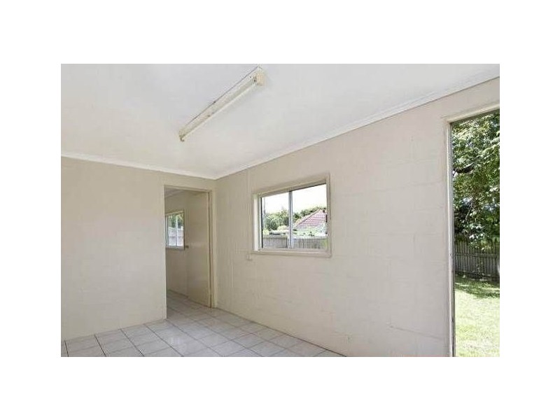 33 Penguin Street, Inala QLD 4077