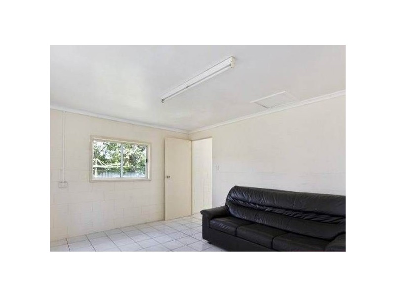 33 Penguin Street, Inala QLD 4077