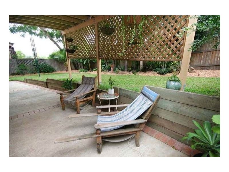 17 Torrens Street, Annerley QLD 4103