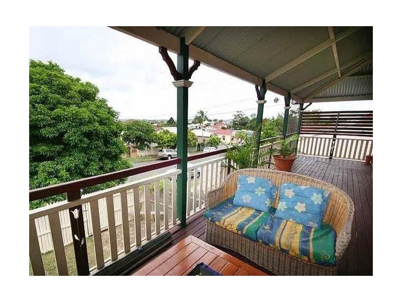 17 Torrens Street, Annerley QLD 4103