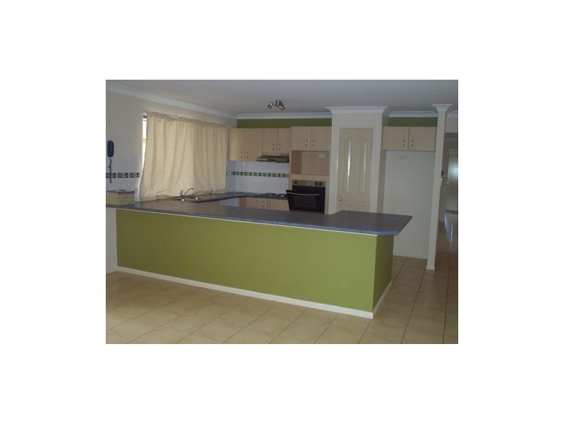 8 Dulwich Place, Forest Lake QLD 4078