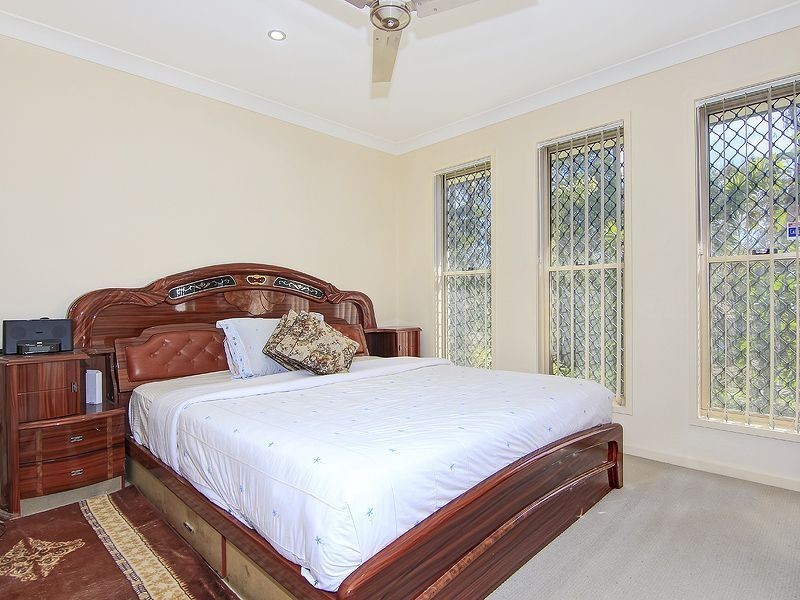 3 Chanel Place, Durack QLD 4077