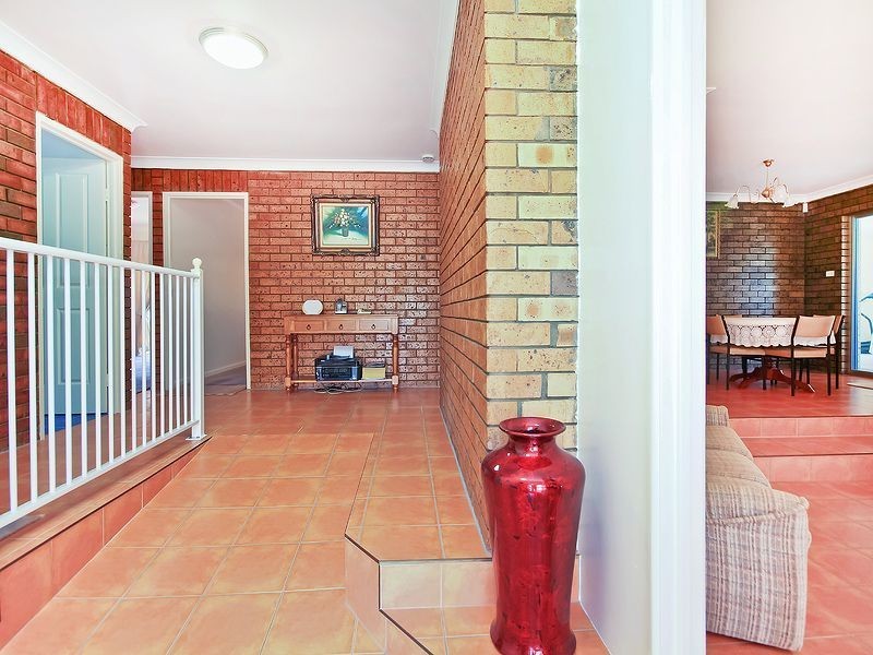 5 Eleanor Court, Camira QLD 4300