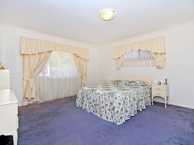 5 Eleanor Court, Camira QLD 4300