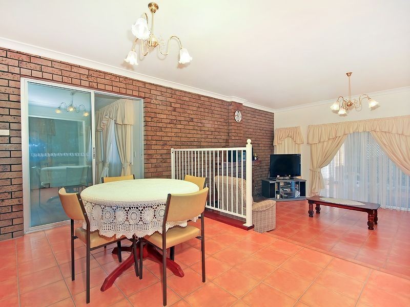 5 Eleanor Court, Camira QLD 4300