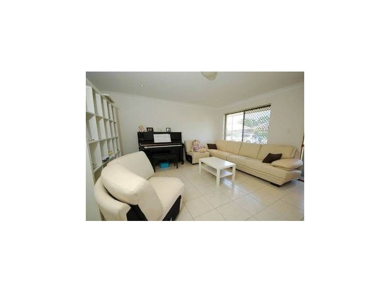 6 Savannah Place, Forest Lake QLD 4078