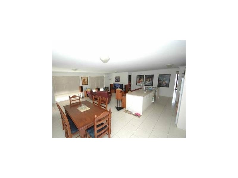 6 Savannah Place, Forest Lake QLD 4078