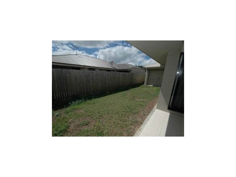 6 Savannah Place, Forest Lake QLD 4078