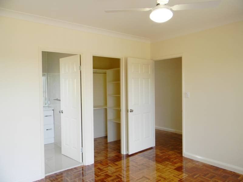 7 North Shore Way, Springfield Lakes QLD 4300