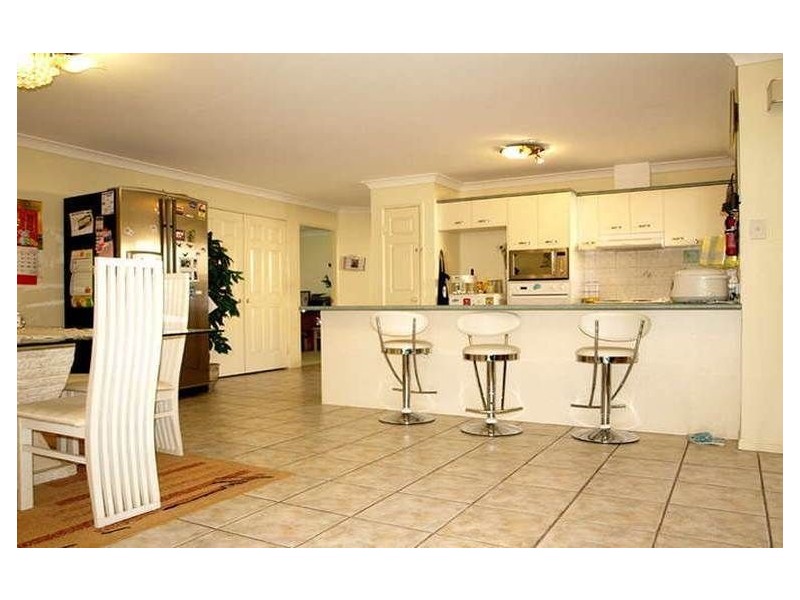 14 Cambridge Crescent, Forest Lake QLD 4078