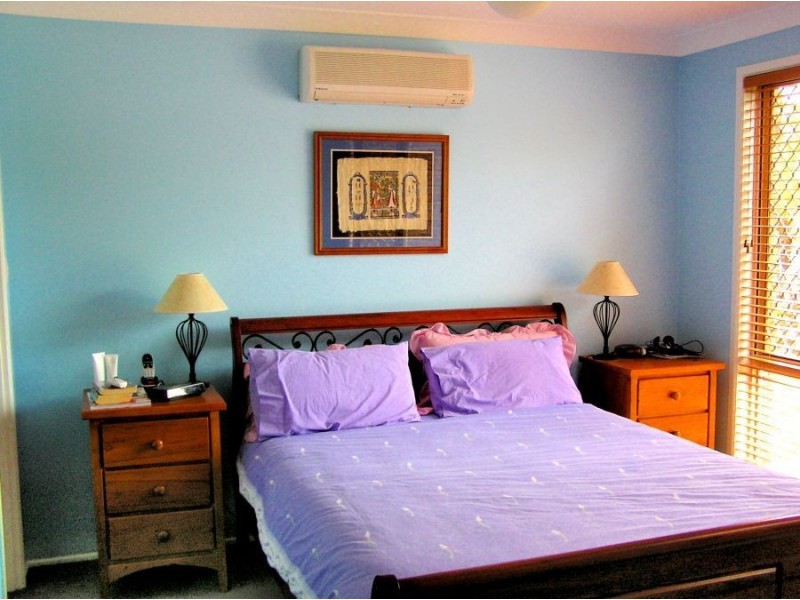 10 Radiata Place, Forest Lake QLD 4078