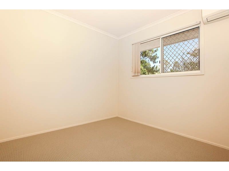 8 Ornata Place, Forest Lake QLD 4078