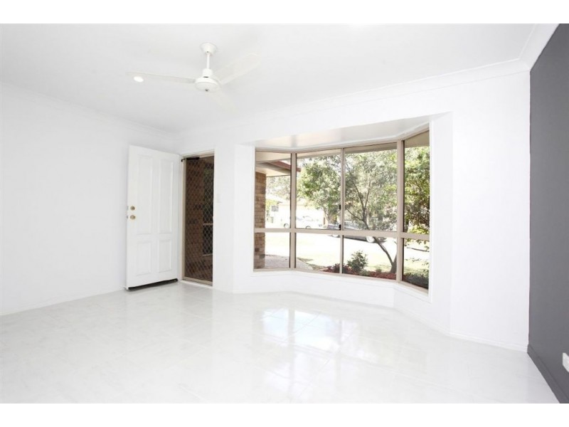 10 Fraser Place, Forest Lake QLD 4078