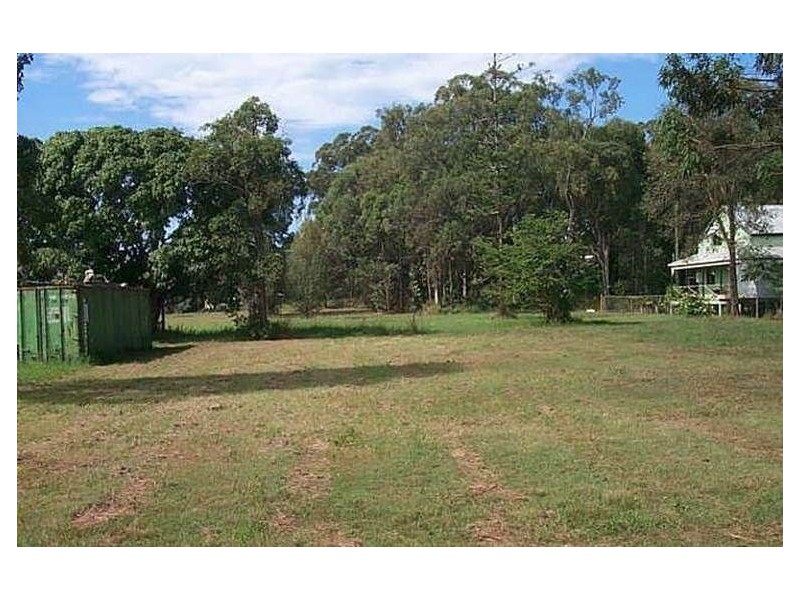 4 Citron Street, Macleay Island QLD 4184