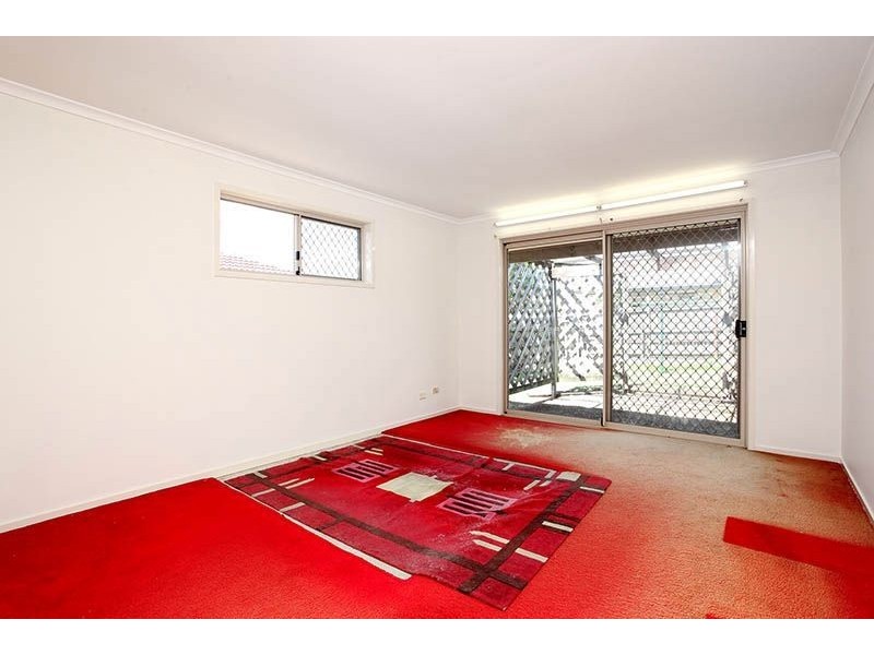 8 Kookaburra Place, Doolandella QLD 4077