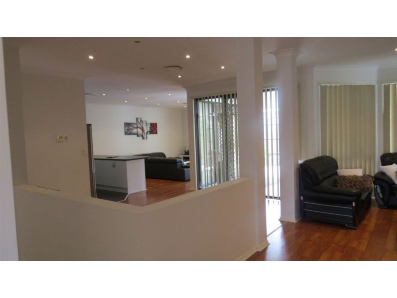 10 Rothburn Street, Doolandella QLD 4077