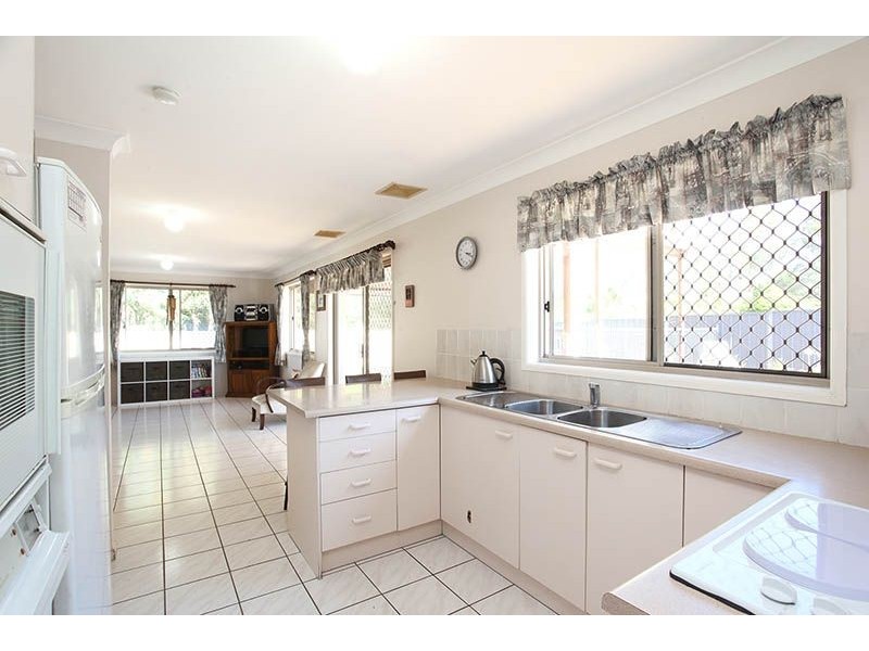 18 Wilkins Court, Boronia Heights QLD 4124