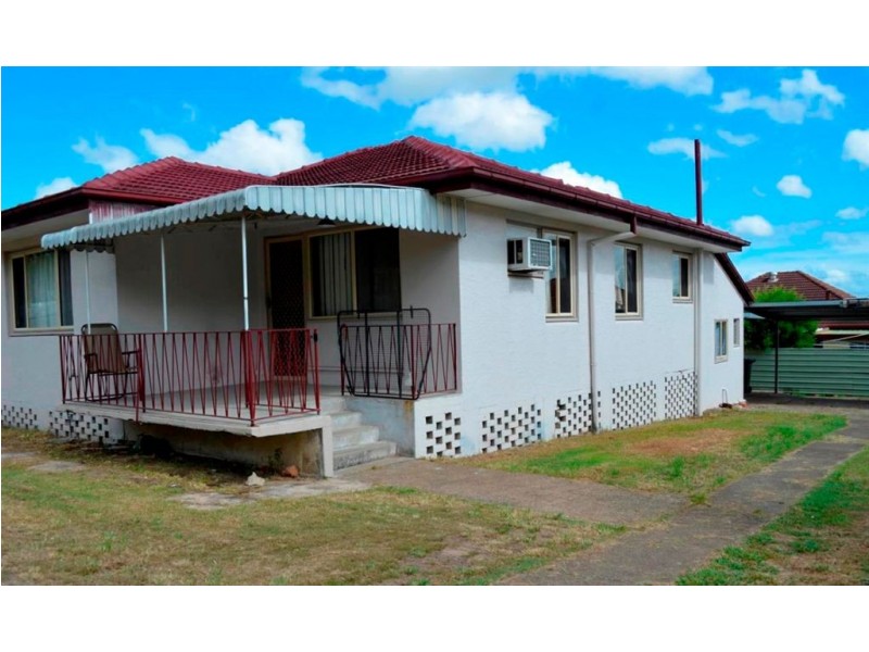 97 Goldfinch Street, Inala QLD 4077