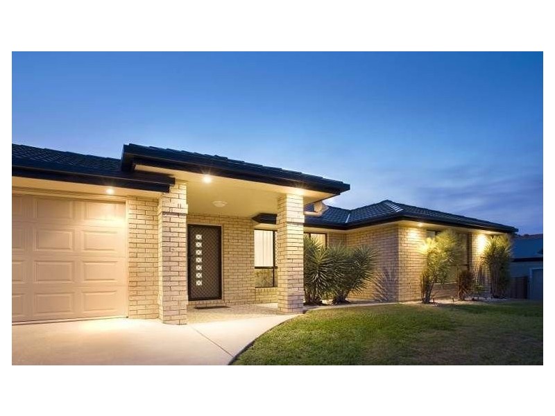 15 Ironbark Place, Heathwood QLD 4110