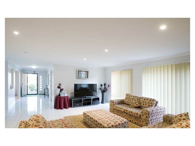 15 Ironbark Place, Heathwood QLD 4110