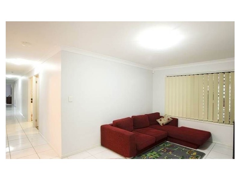 15 Ironbark Place, Heathwood QLD 4110