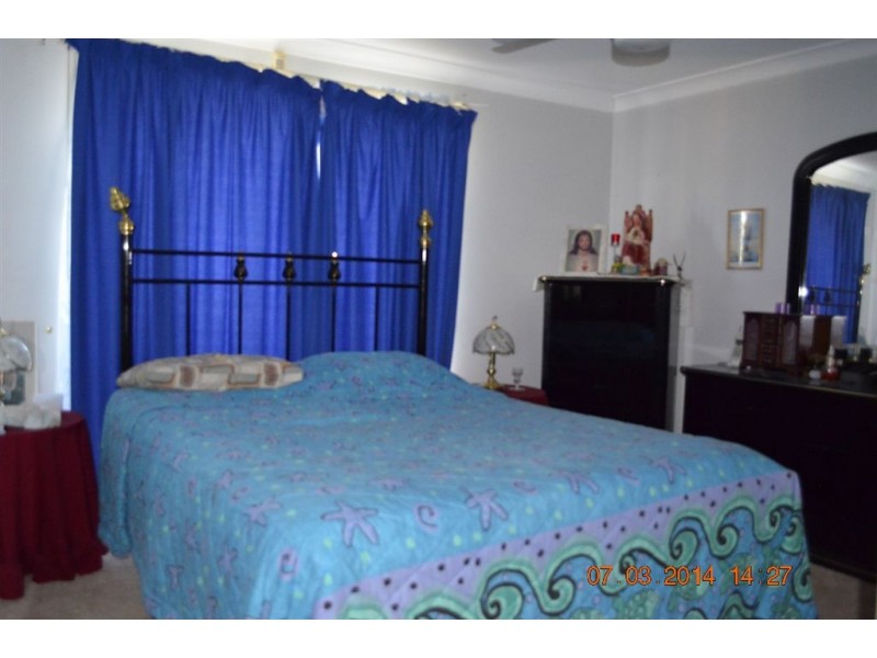 35 Cianthus Street, Regents Park QLD 4118