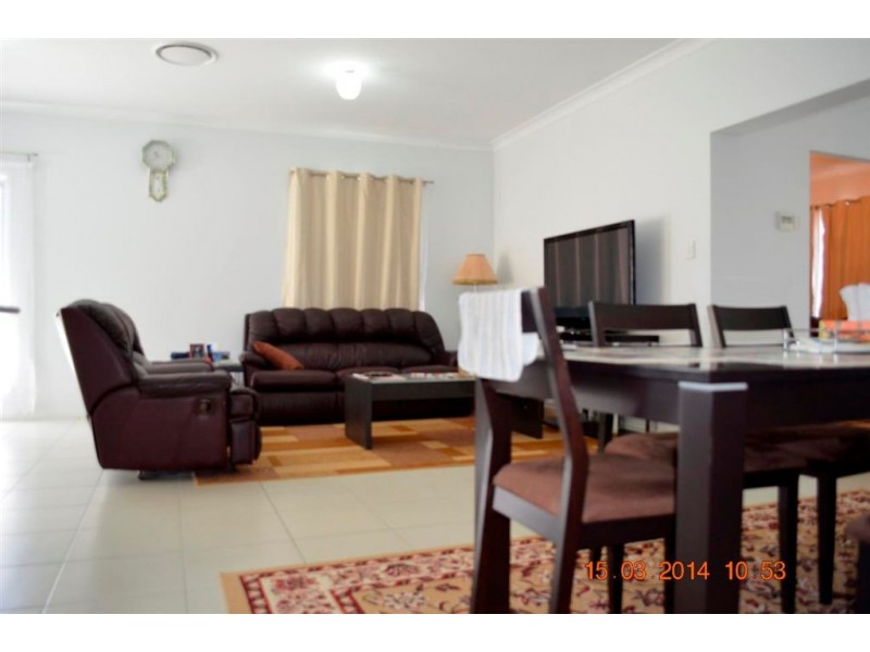 52 Anesbury Street, Doolandella QLD 4077