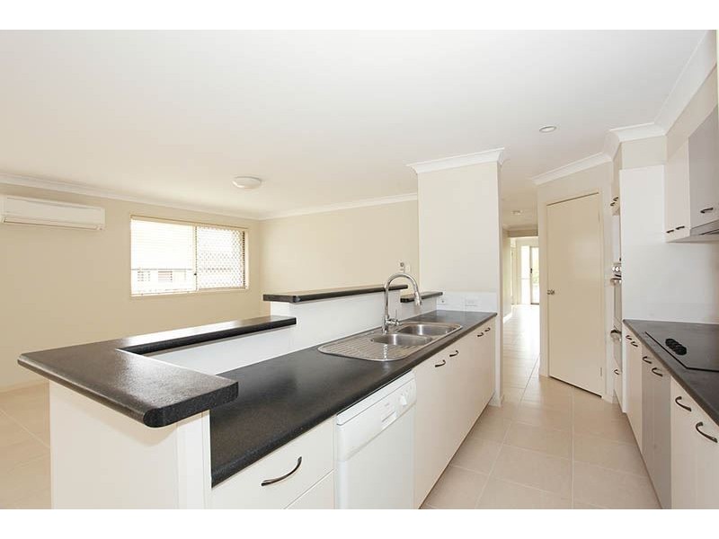 8 Rothburn Street, Doolandella QLD 4077