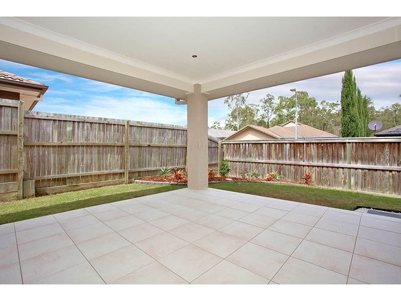 8 Rothburn Street, Doolandella QLD 4077