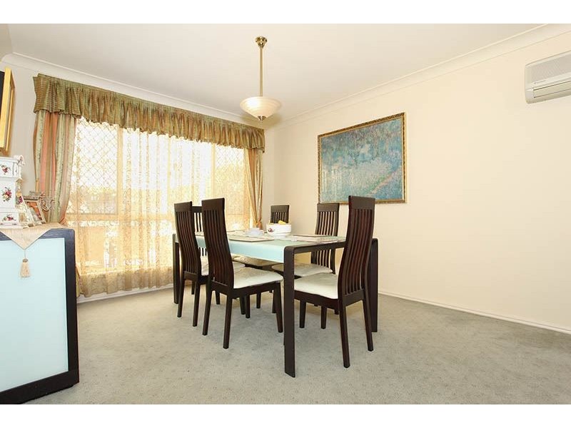 15 Burke Place, Forest Lake QLD 4078