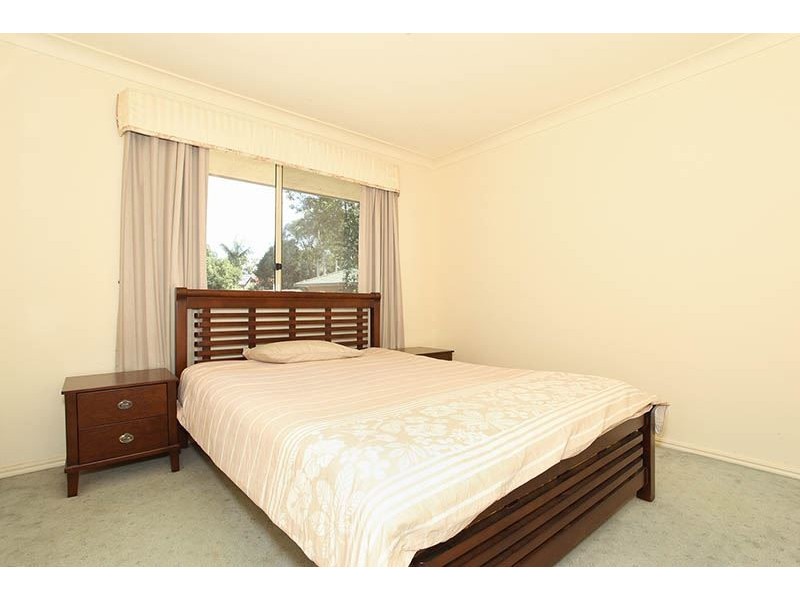 15 Burke Place, Forest Lake QLD 4078