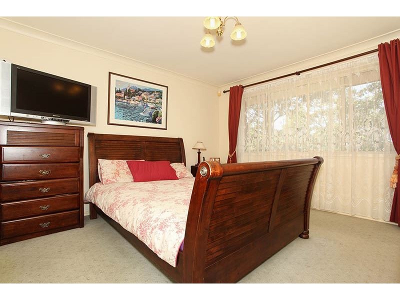 15 Burke Place, Forest Lake QLD 4078