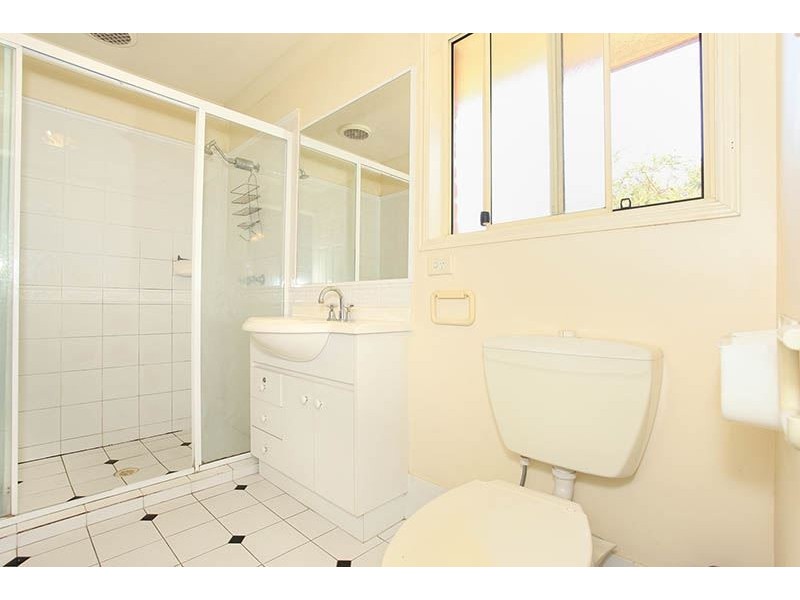 15 Burke Place, Forest Lake QLD 4078