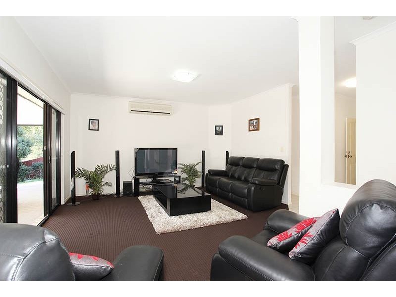 18 Balgowan Street, Richlands QLD 4077