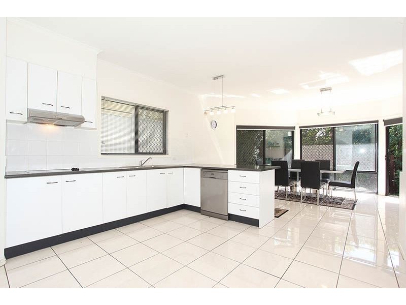 18 Balgowan Street, Richlands QLD 4077