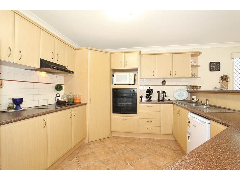 2 Yale Circuit, Forest Lake QLD 4078