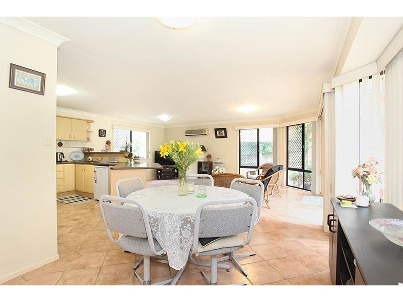 2 Yale Circuit, Forest Lake QLD 4078