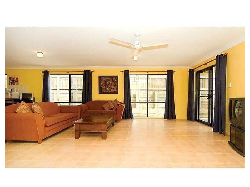 4 Amadeus Circuit, Springfield Lakes QLD 4300