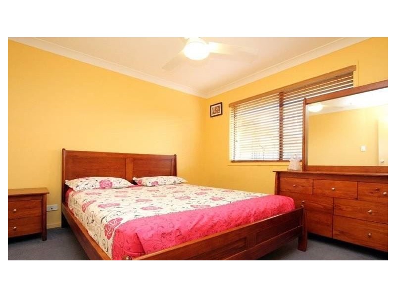 4 Amadeus Circuit, Springfield Lakes QLD 4300