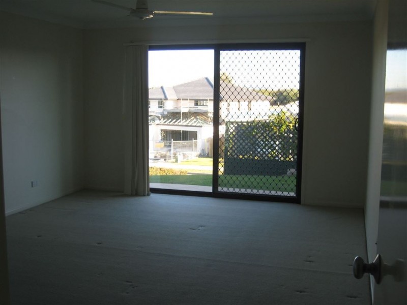 2 Tottenham Crt, Murrumba Downs QLD 4503