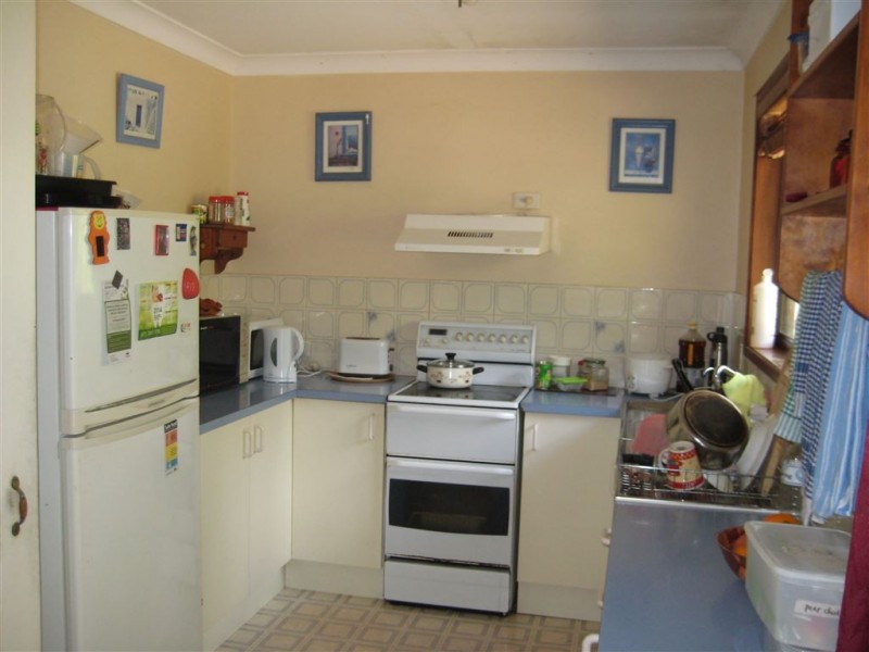 8 Jarvis Street, Holmview QLD 4207