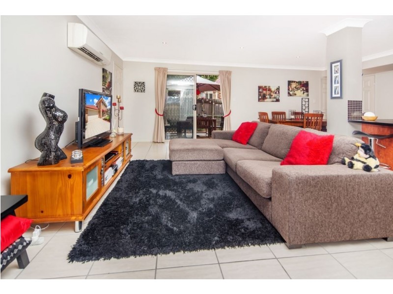 36 Hawthorne Street, Forest Lake QLD 4078