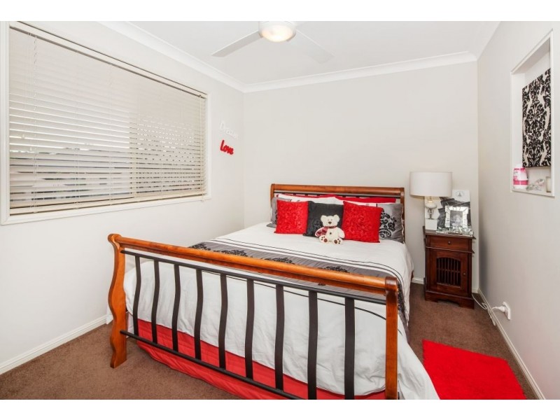 36 Hawthorne Street, Forest Lake QLD 4078