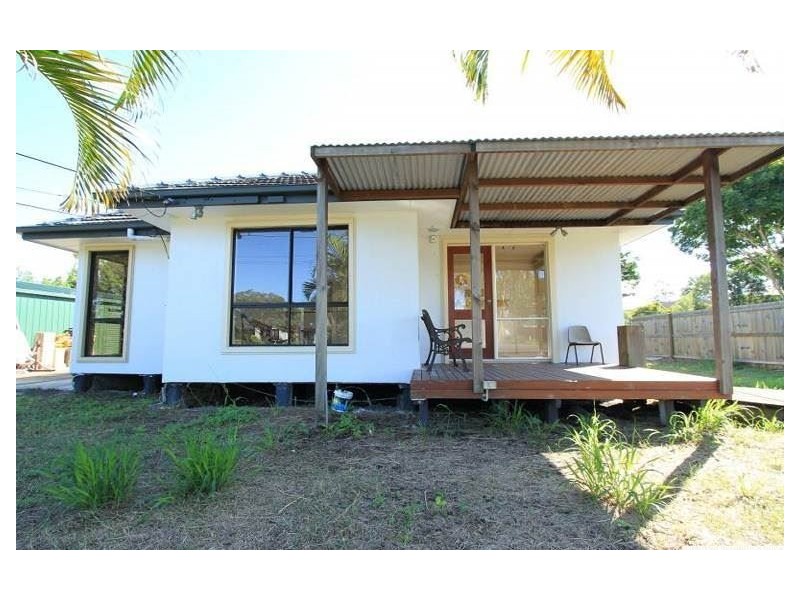 4 Douglas Street, Rocklea QLD 4106