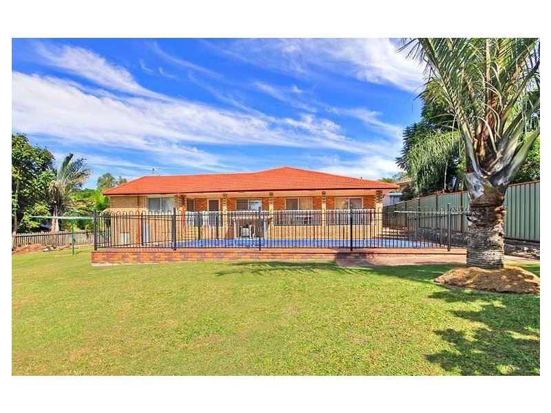 5 Eleanor Court, Camira QLD 4300