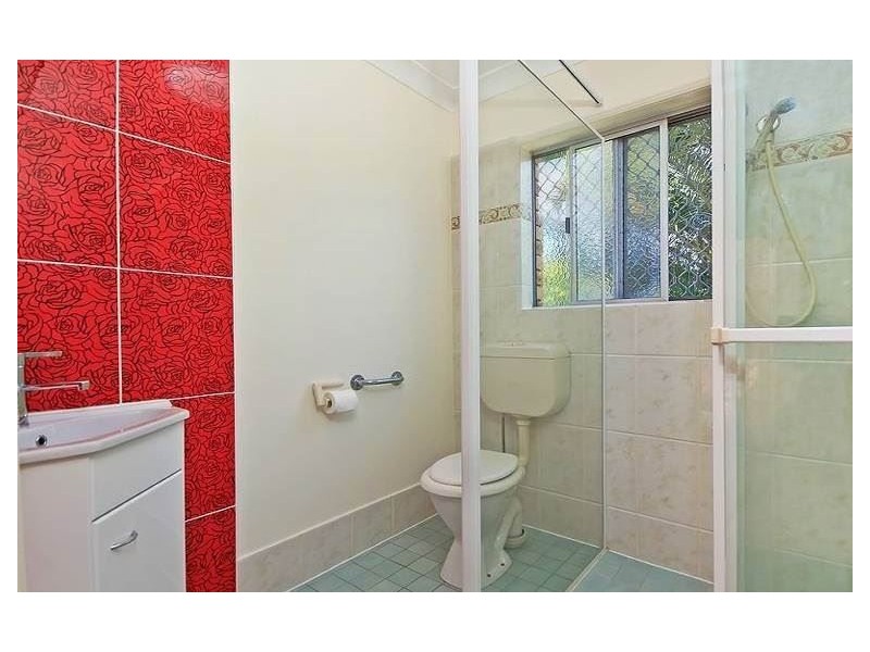 5 Eleanor Court, Camira QLD 4300