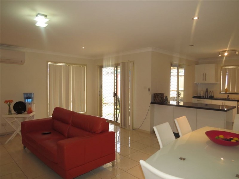 52 Messara Circuit, Durack QLD 4077